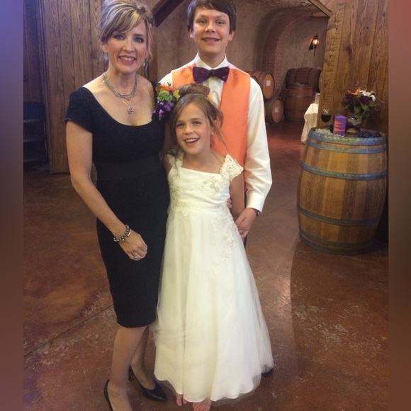 Perfect White dress from David’s Bridal First Communion or Flower girl dress - Picture 2 of 10